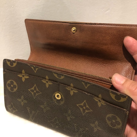 Louis Vuitton Long Wallet - Picture 6 of 12